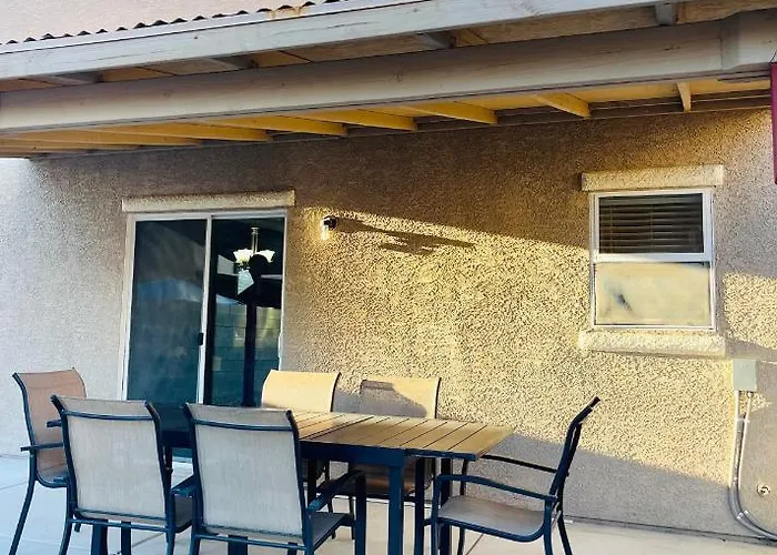 3Br King Suite/Near Strip/Wi-Fi